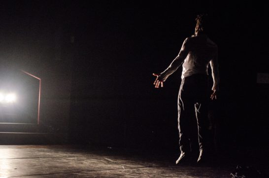 Movimento I, Parado É Suspeito (c) Lara Carvalho s